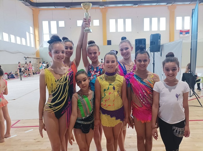 Mitrovčanke šampionke Srbije u ritmičkoj gimnastici